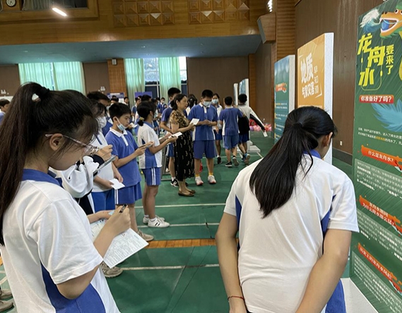 科普進(jìn)校園，防災(zāi)減災(zāi)伴我行——深圳市氣象局開展“我為群眾辦實(shí)事”系列之防災(zāi)減災(zāi)進(jìn)校園宣傳活動